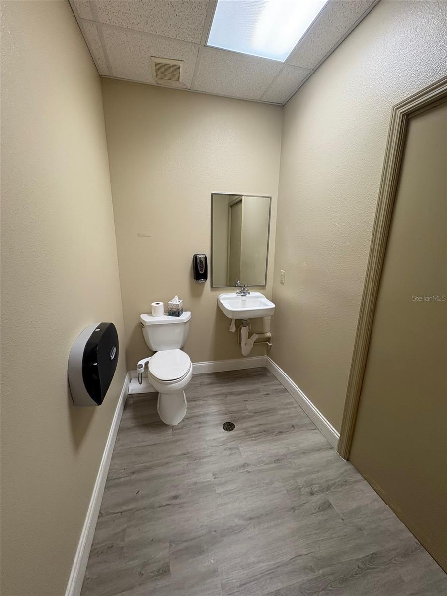 13250 N 56th St #103 Property Photo 15