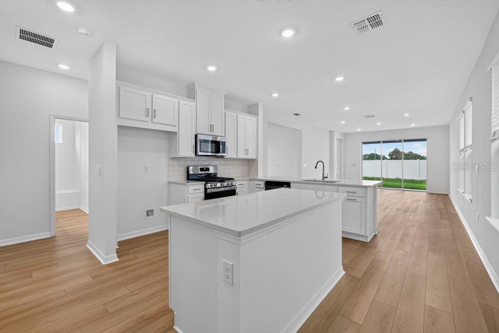 5032 Cyan Loop Property Photo 8