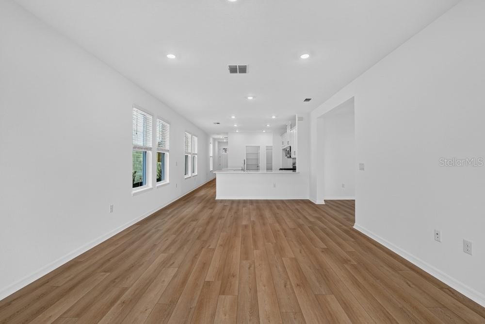 5032 Cyan Loop Property Photo 11