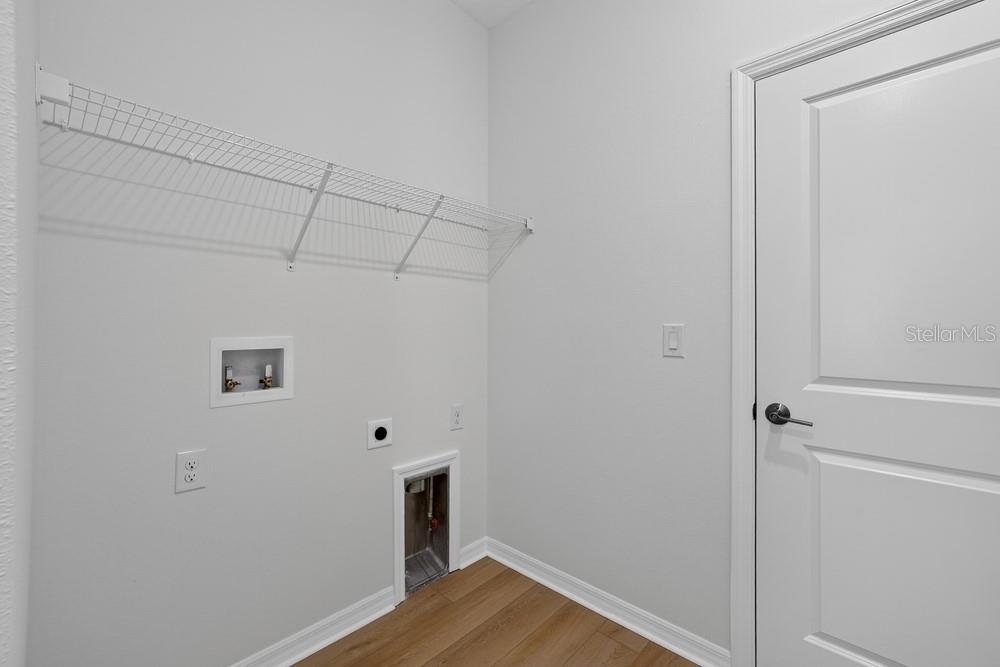 5032 Cyan Loop Property Photo 27