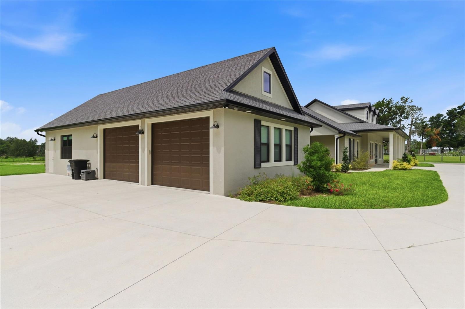 37904 Trilby Rd Property Photo 5