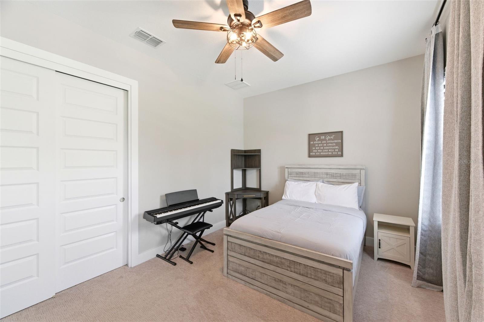 37904 Trilby Rd Property Photo 28