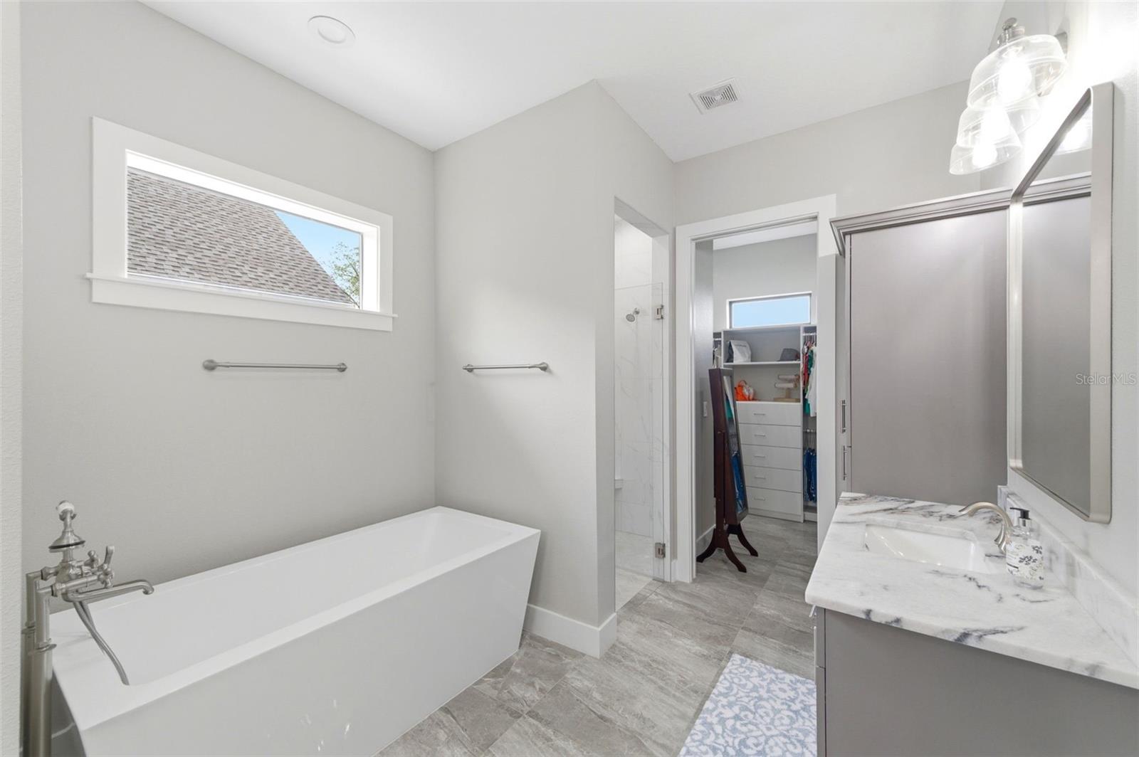 37904 Trilby Rd Property Photo 44