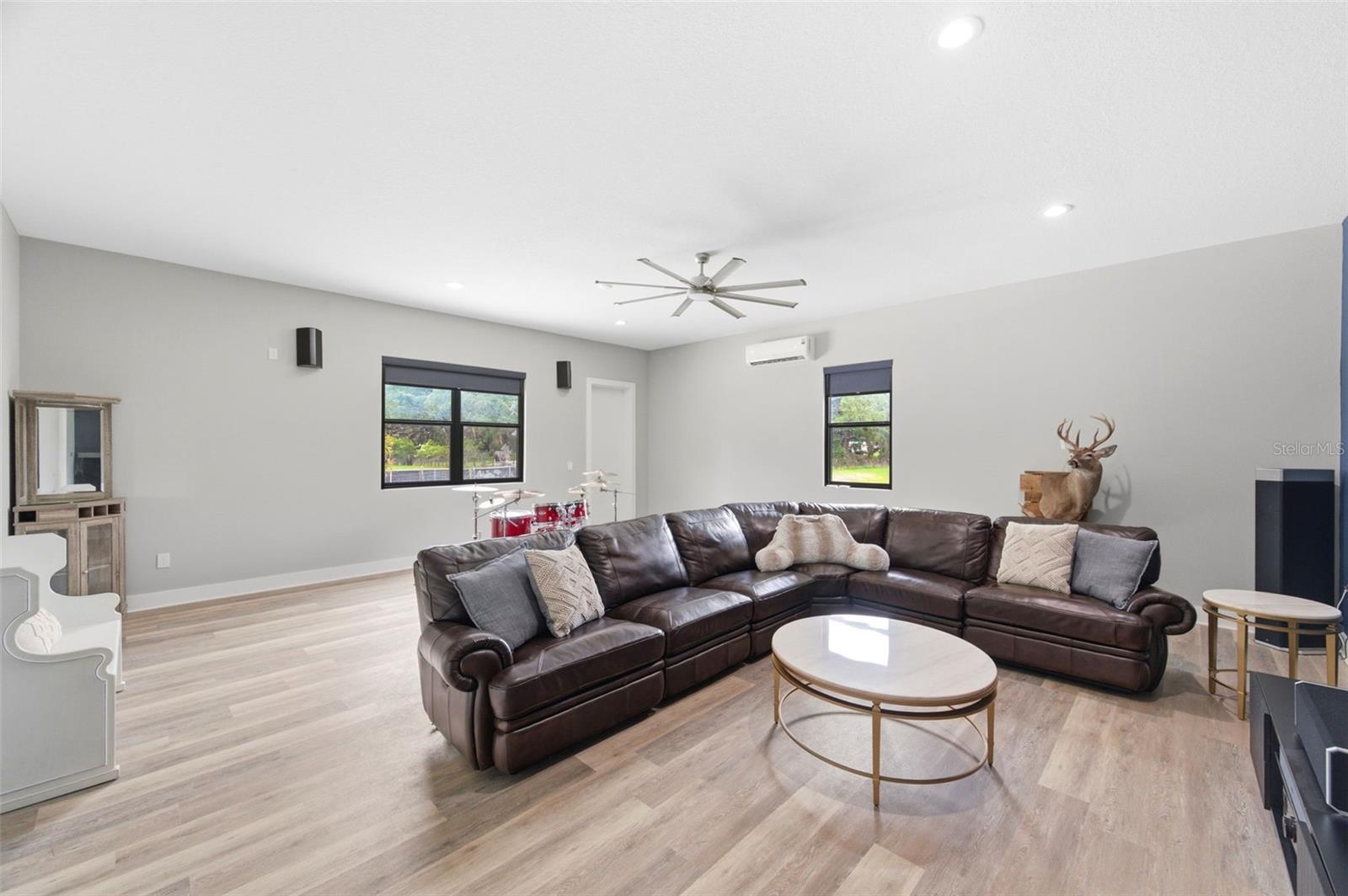 37904 Trilby Rd Property Photo 61