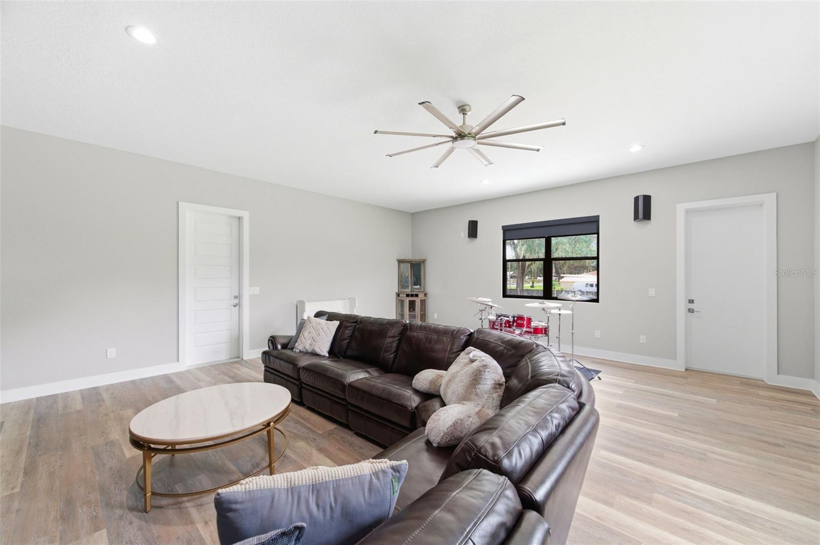 37904 Trilby Rd Property Photo 65