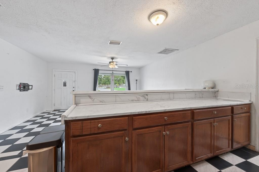 5127 Pine St Property Photo 10