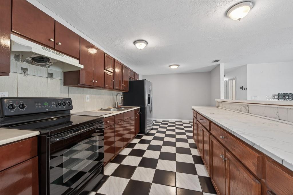 5127 Pine St Property Photo 11