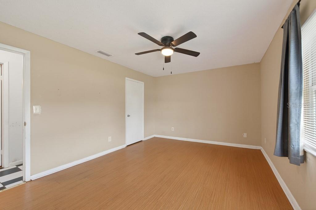 5127 Pine St Property Photo 14