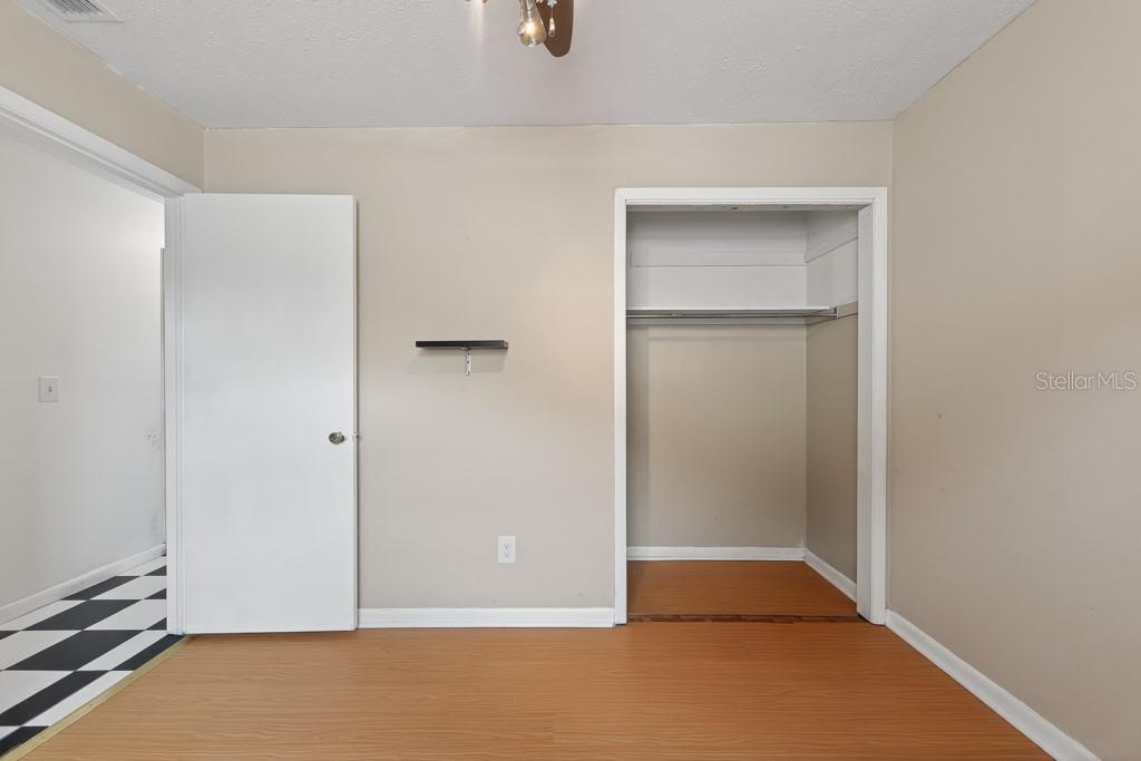 5127 Pine St Property Photo 17
