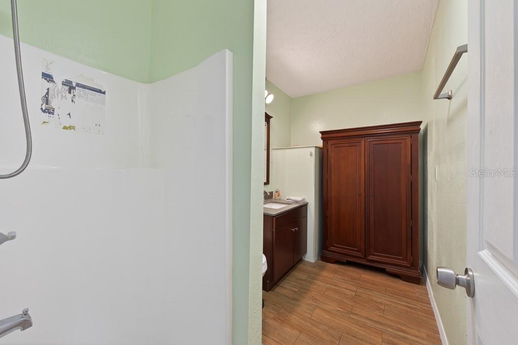 5127 Pine St Property Photo 29