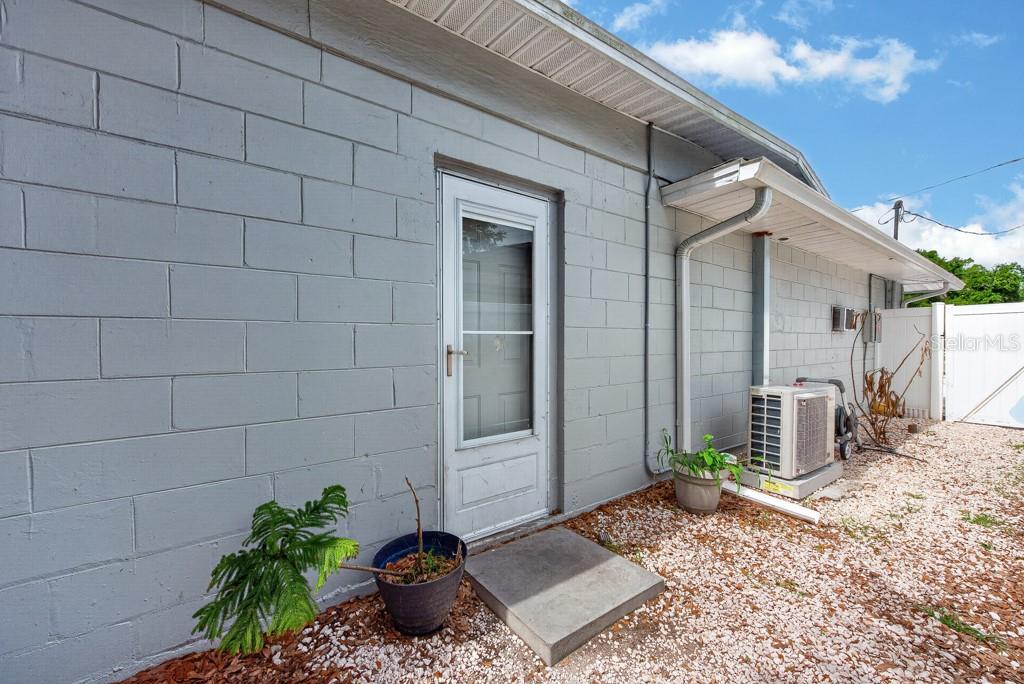 5127 Pine St Property Photo 43