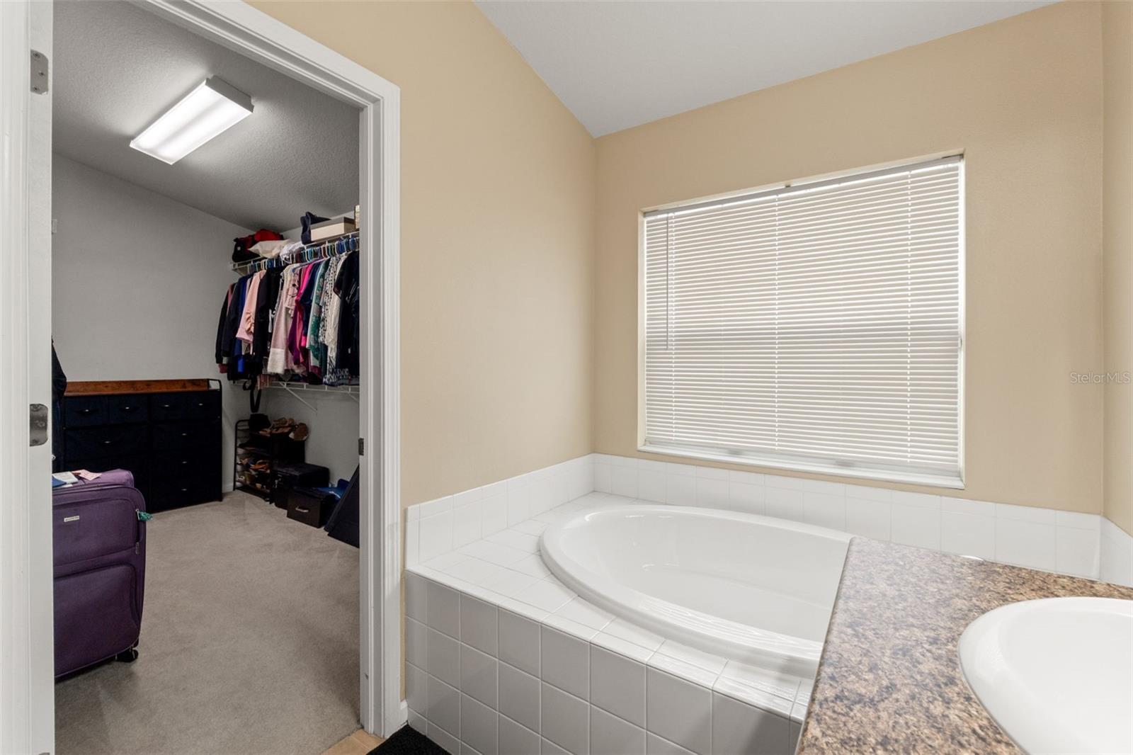 14450 Wake Robin Dr Property Photo 20