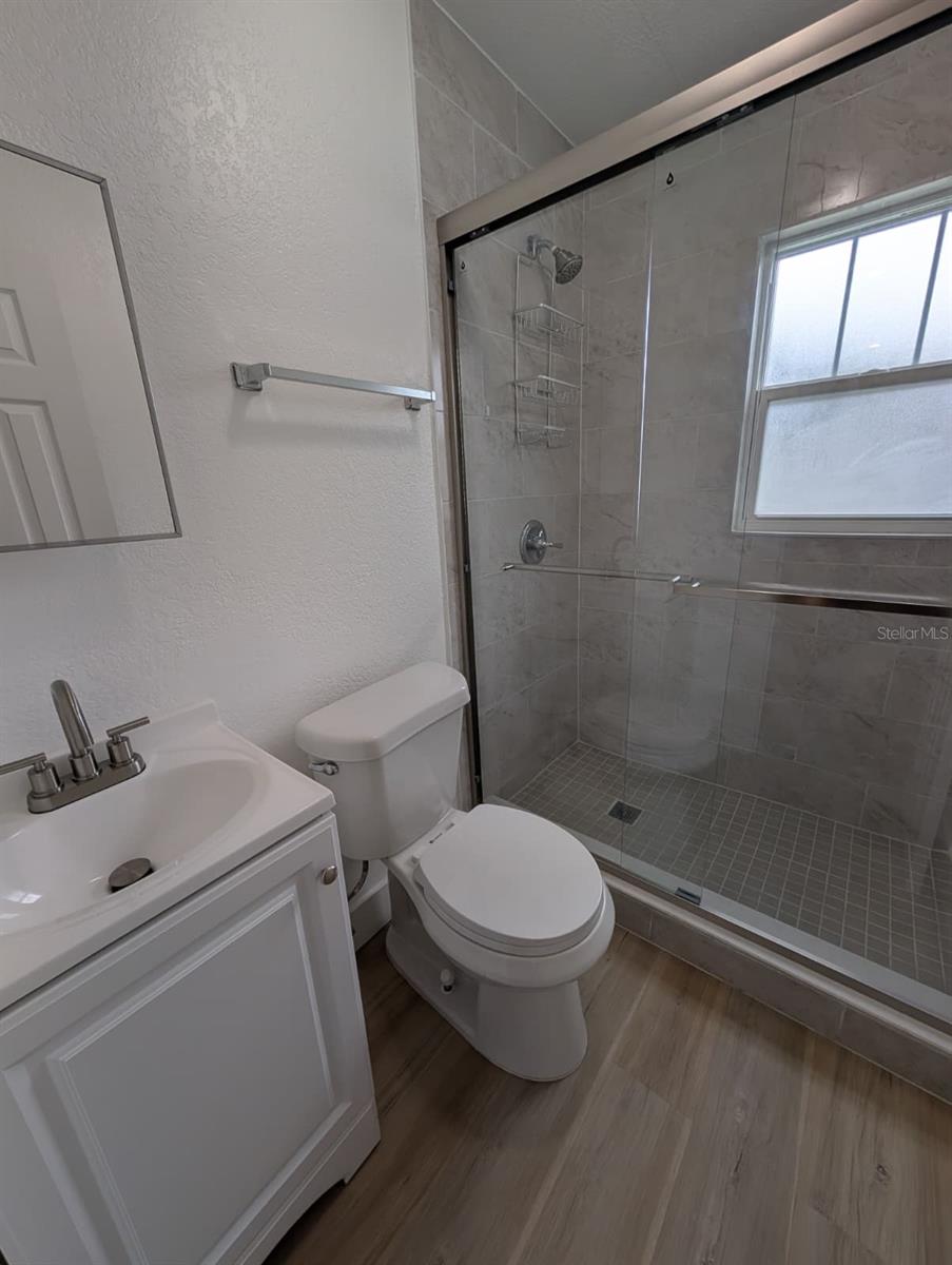 1834 28th Ave N Property Photo 7