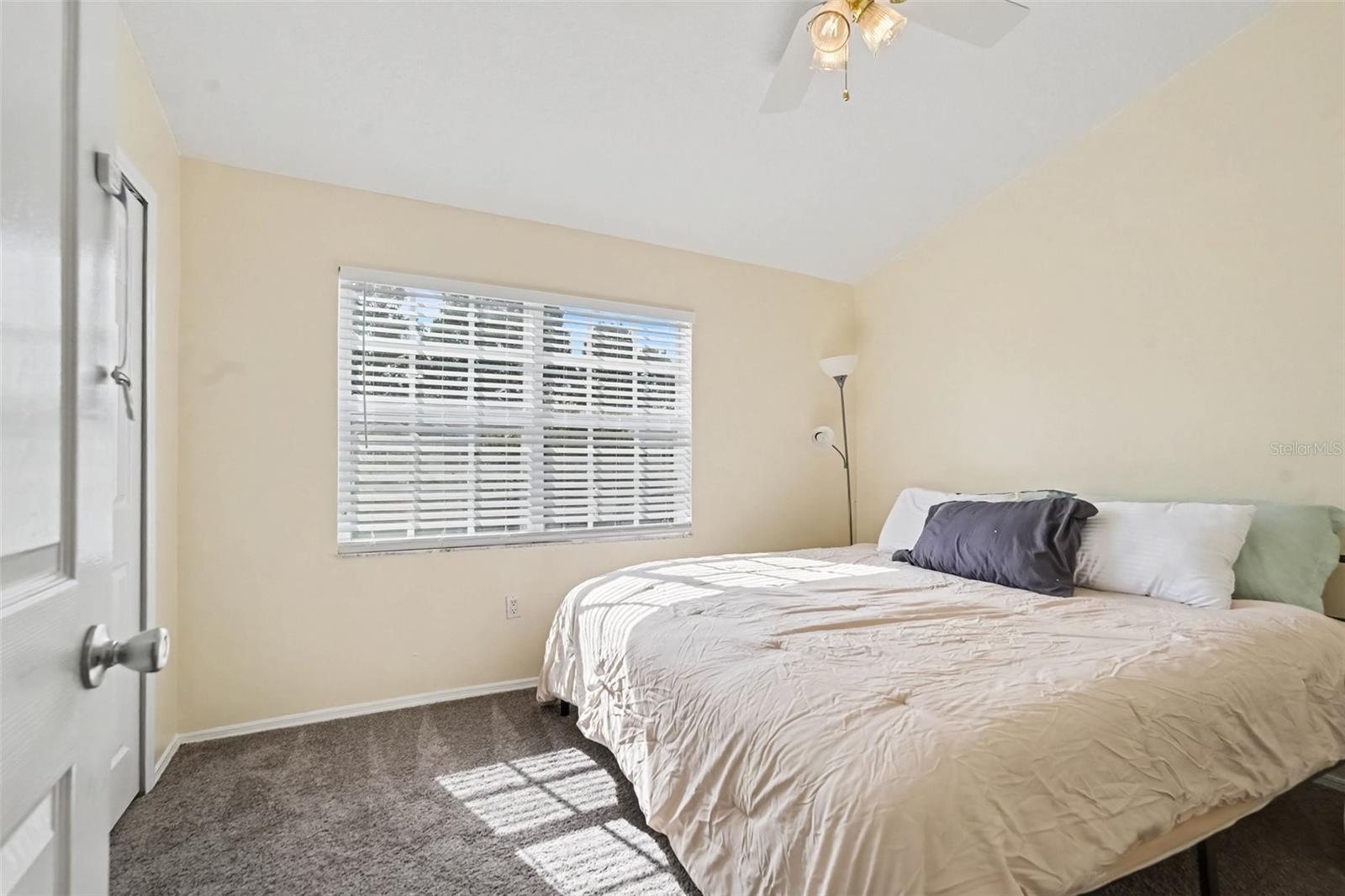 12369 Berkeley Square Dr Property Photo 11