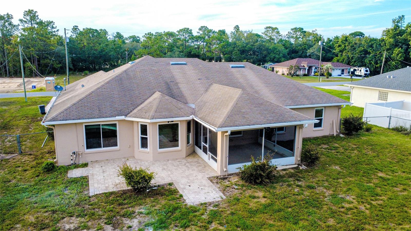 12036 Penguin Ave Property Photo 5