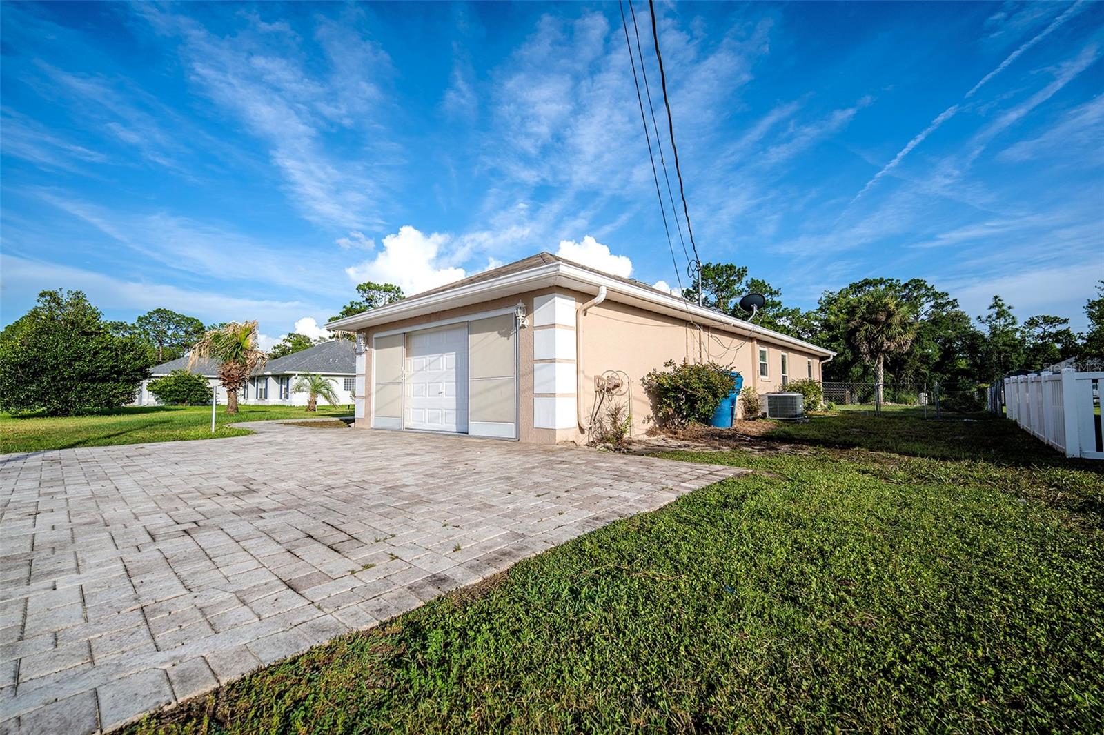 12036 Penguin Ave Property Photo 8