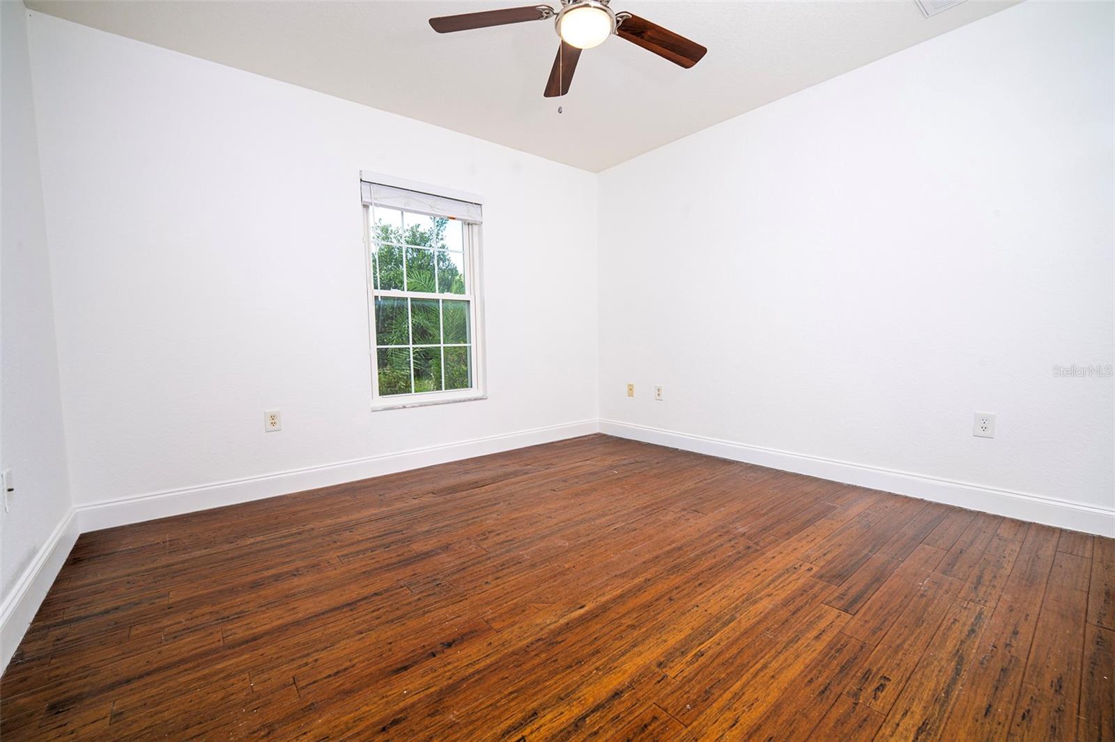 12036 Penguin Ave Property Photo 20
