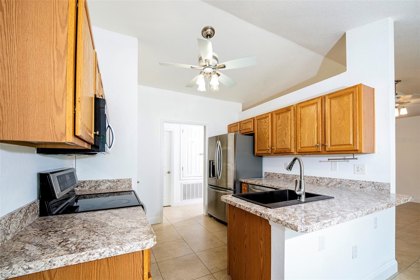 12036 Penguin Ave Property Photo 23