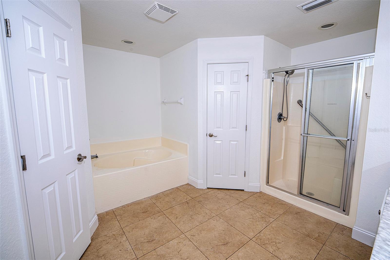 12036 Penguin Ave Property Photo 29