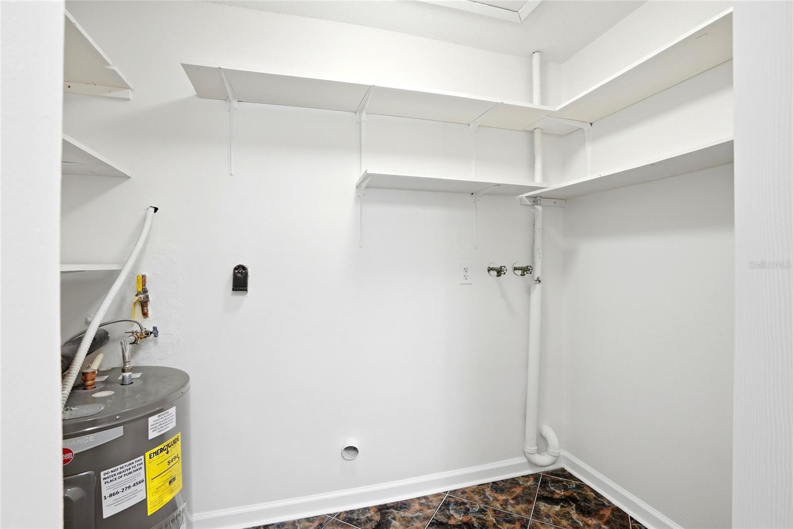 1208 14th Cir Se Property Photo 22