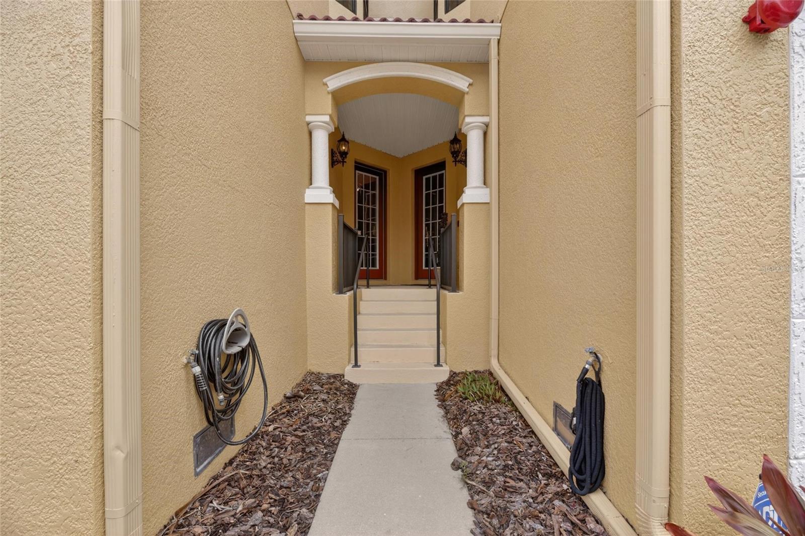 6408 Mayra Shores Ln Property Photo 6