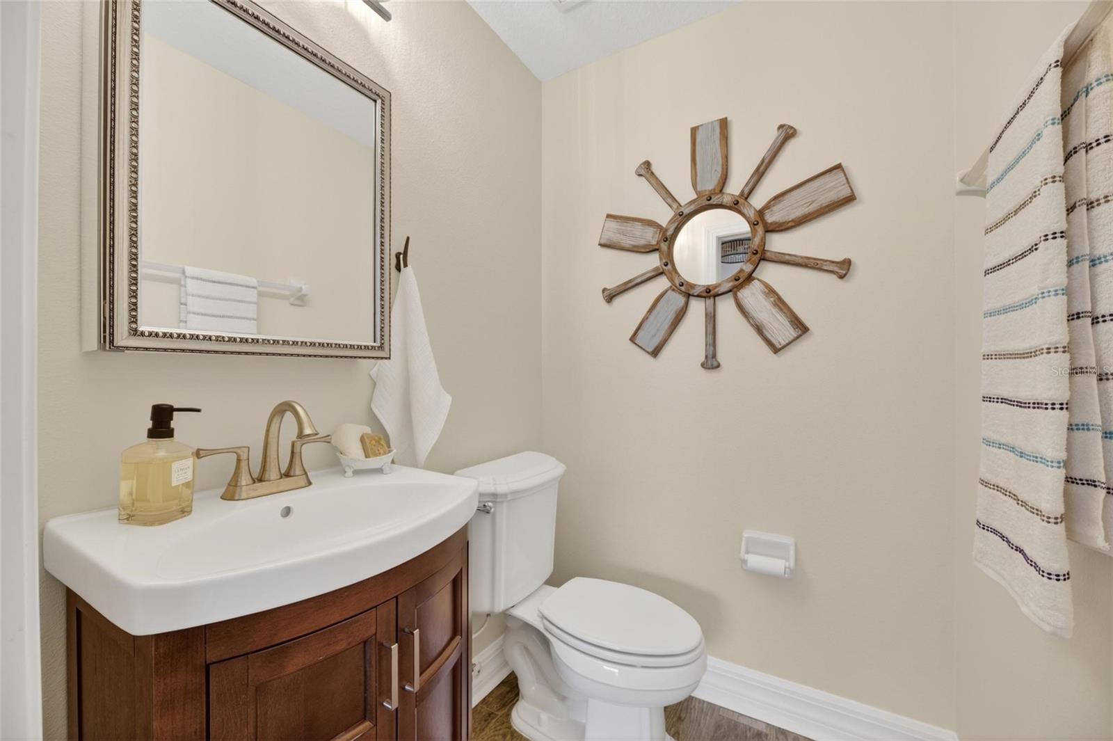 6408 Mayra Shores Ln Property Photo 17