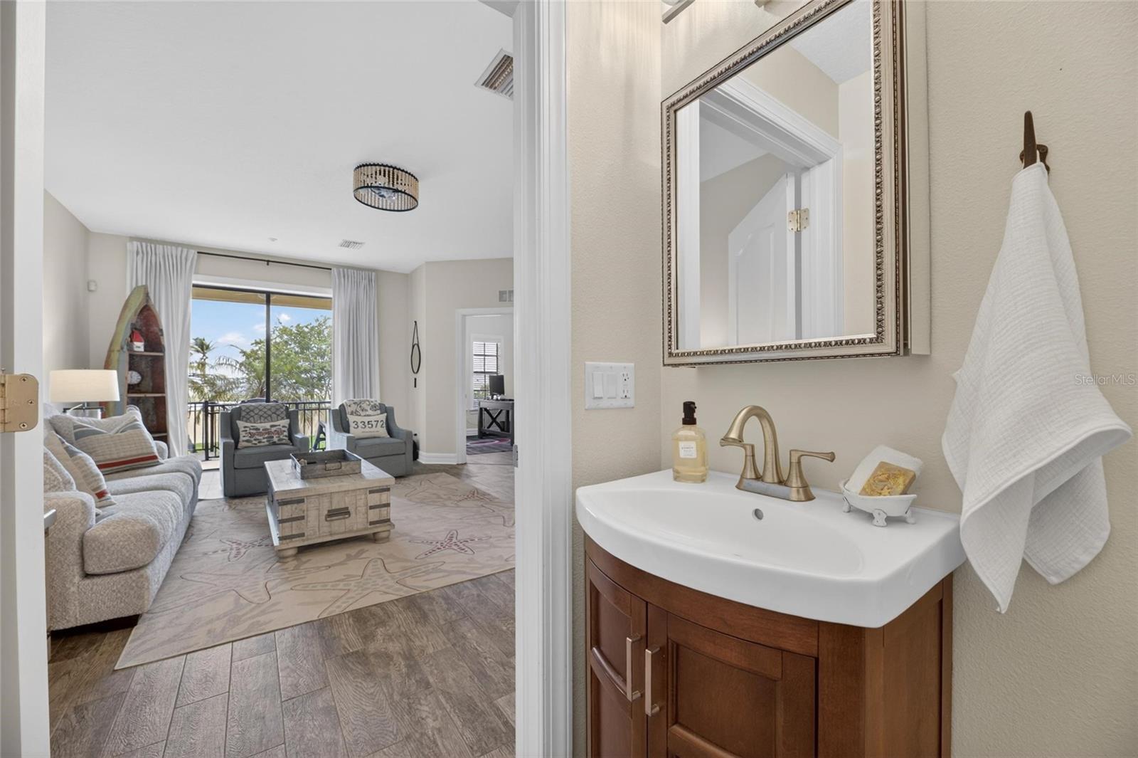 6408 Mayra Shores Ln Property Photo 18