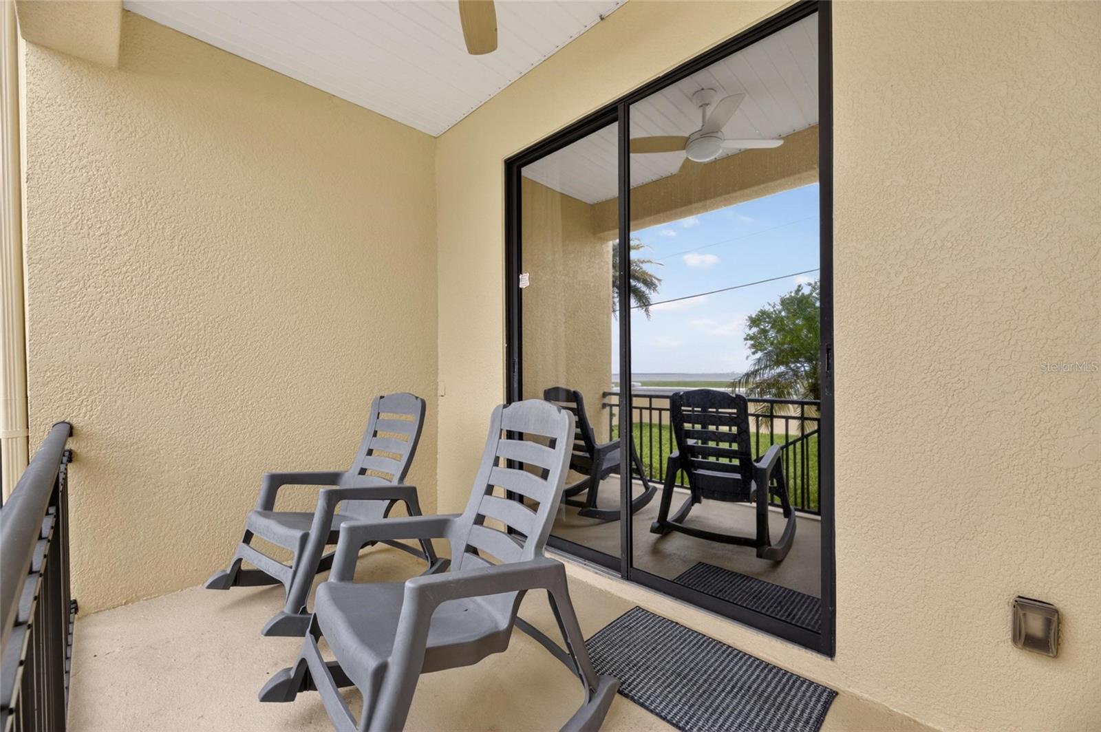 6408 Mayra Shores Ln Property Photo 23