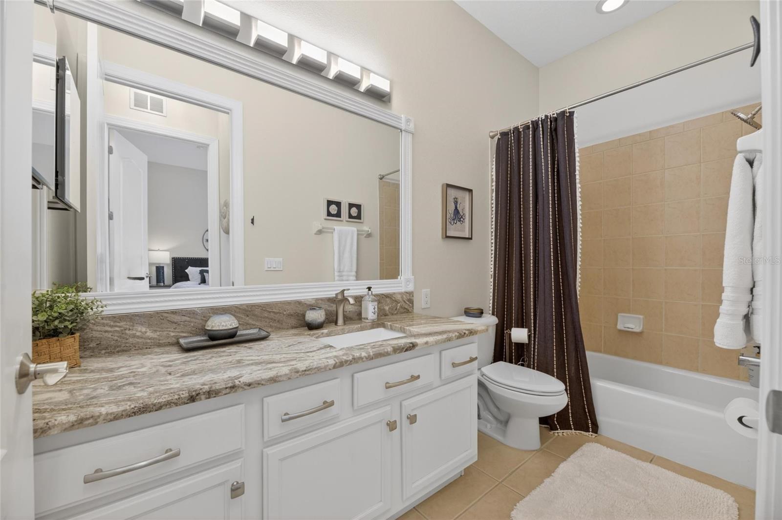 6408 Mayra Shores Ln Property Photo 55