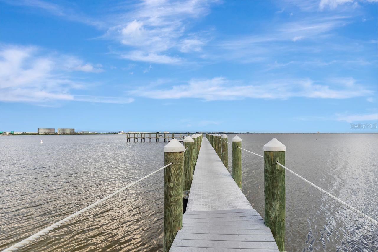 3205 Bay Club Cir #3205 Property Photo 4