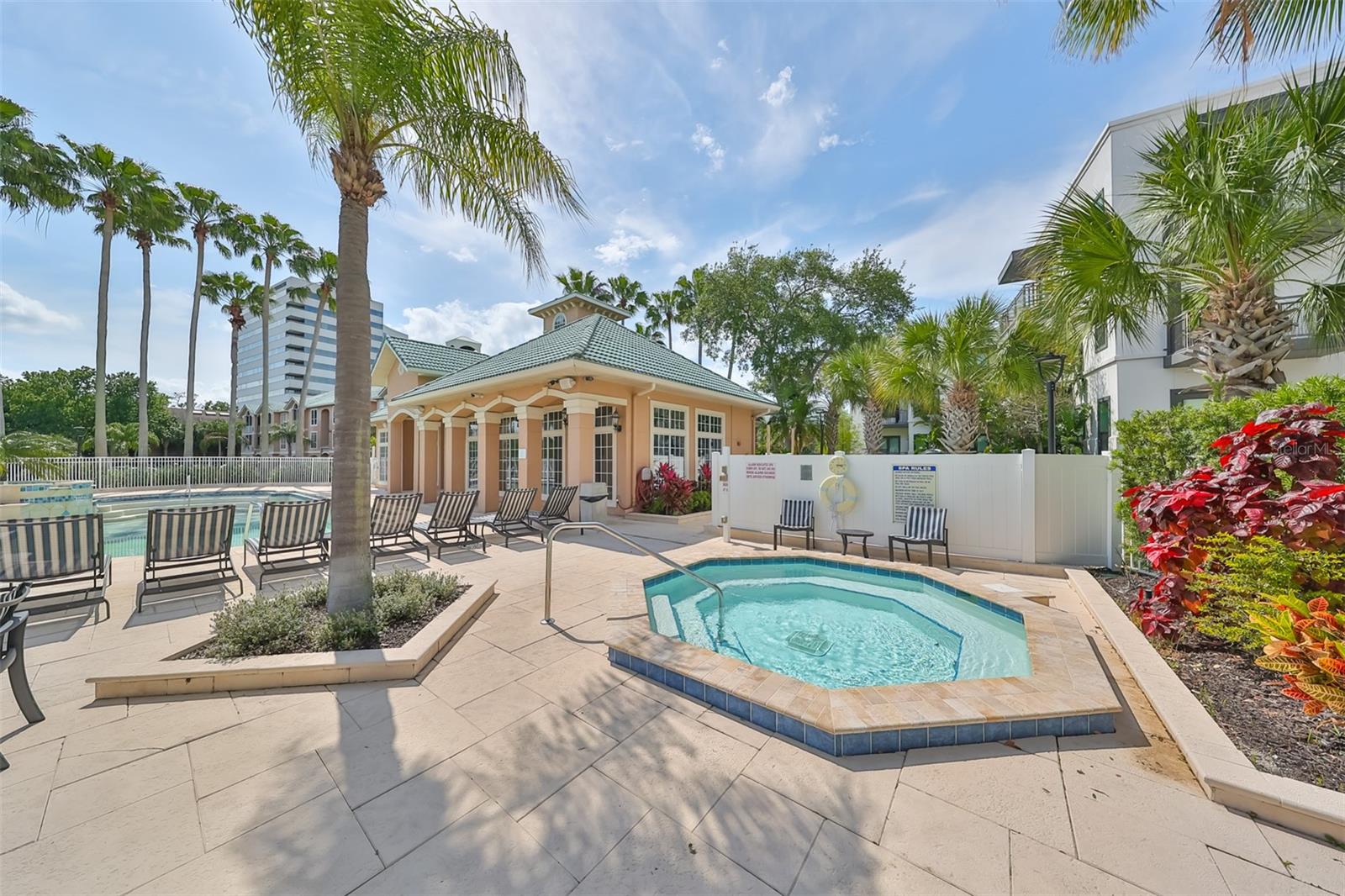 3205 Bay Club Cir #3205 Property Photo 6