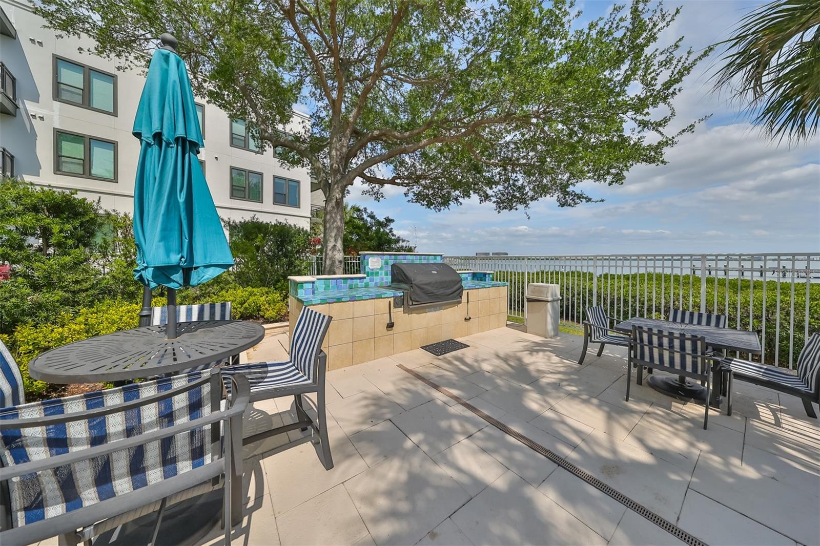 3205 Bay Club Cir #3205 Property Photo 24