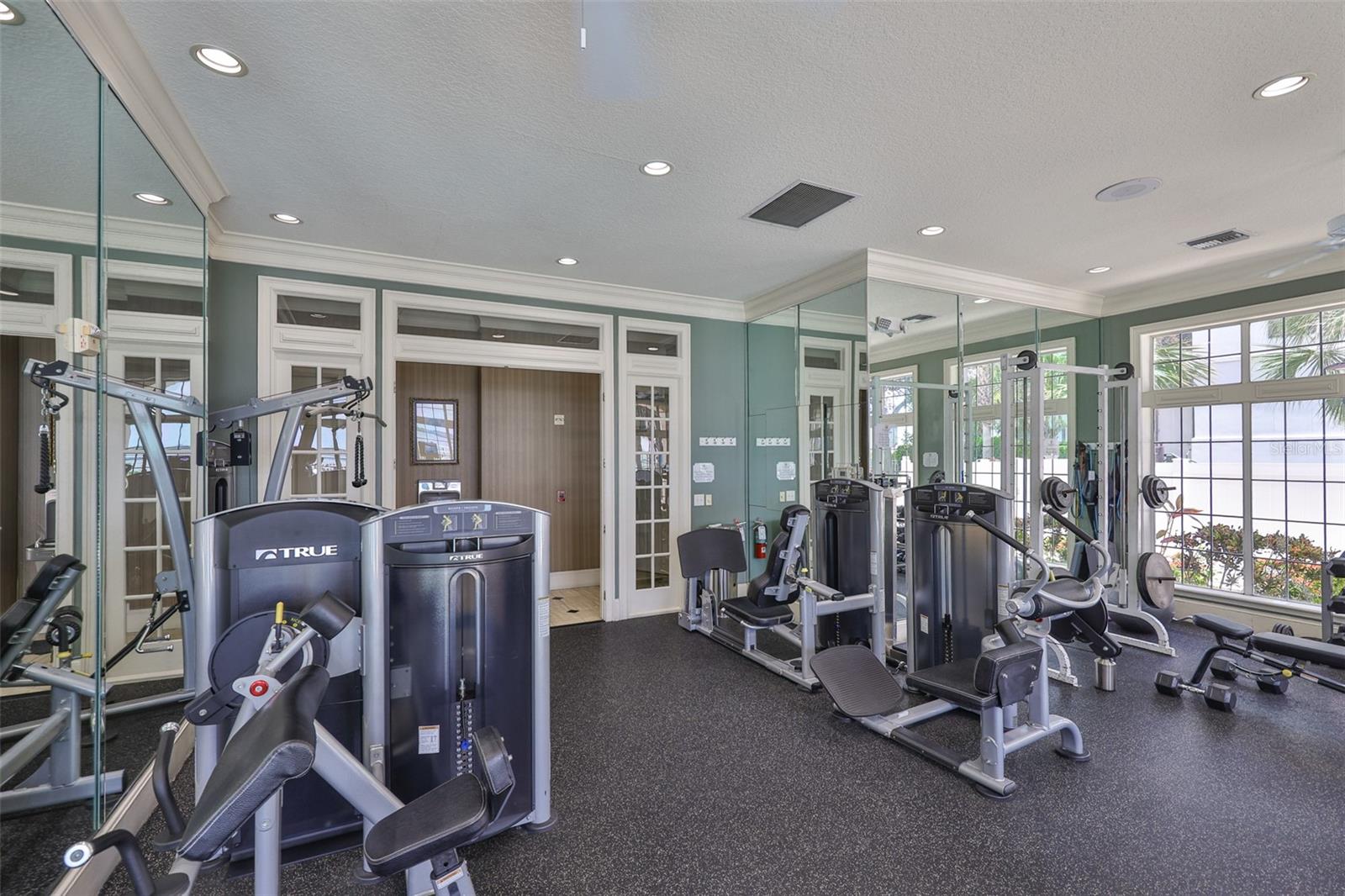 3205 Bay Club Cir #3205 Property Photo 28
