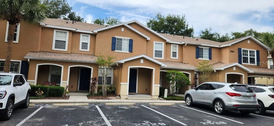 2529 Harn Blvd #4 Property Photo 1