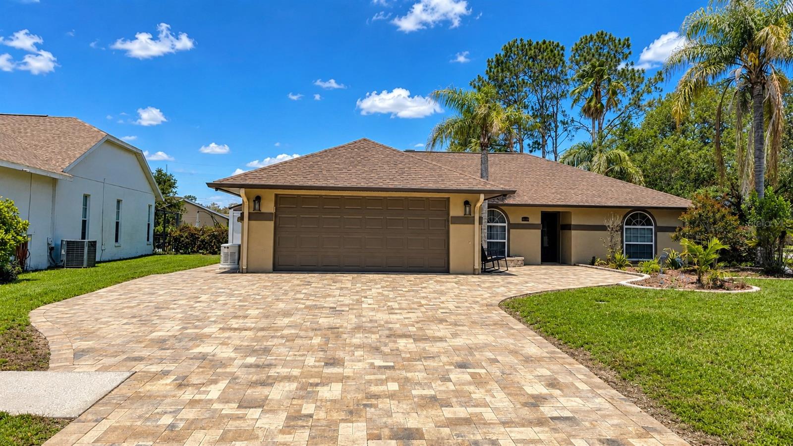 6441 Silver Oaks Dr Property Photo 1