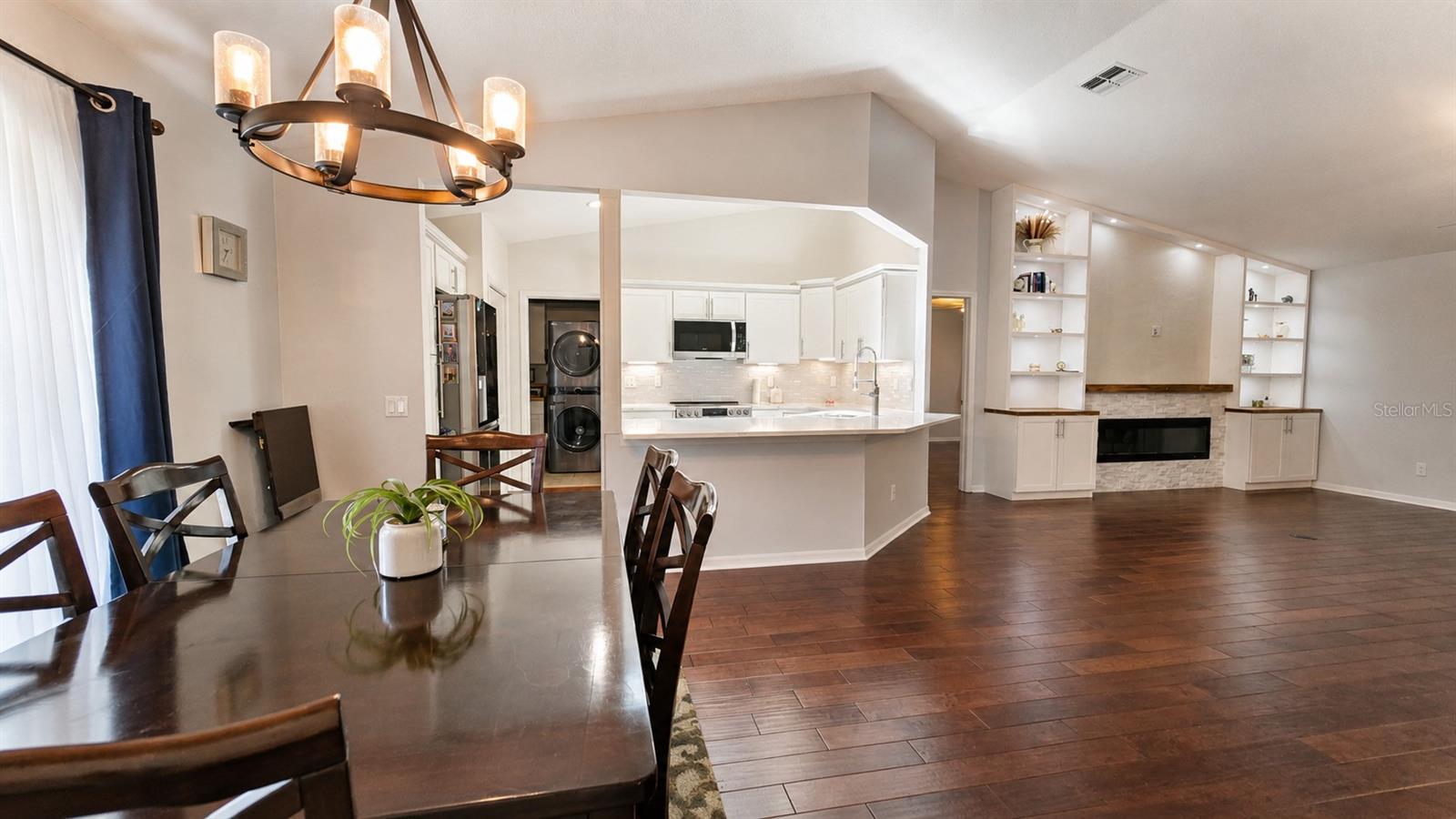 6441 Silver Oaks Dr Property Photo 9