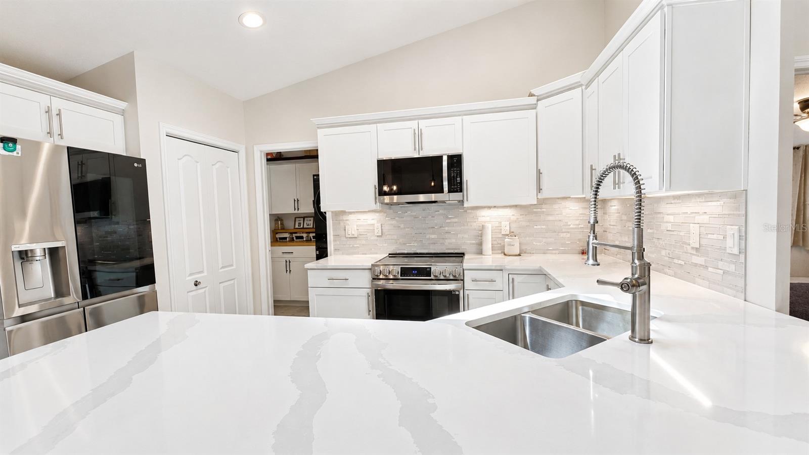 6441 Silver Oaks Dr Property Photo 10