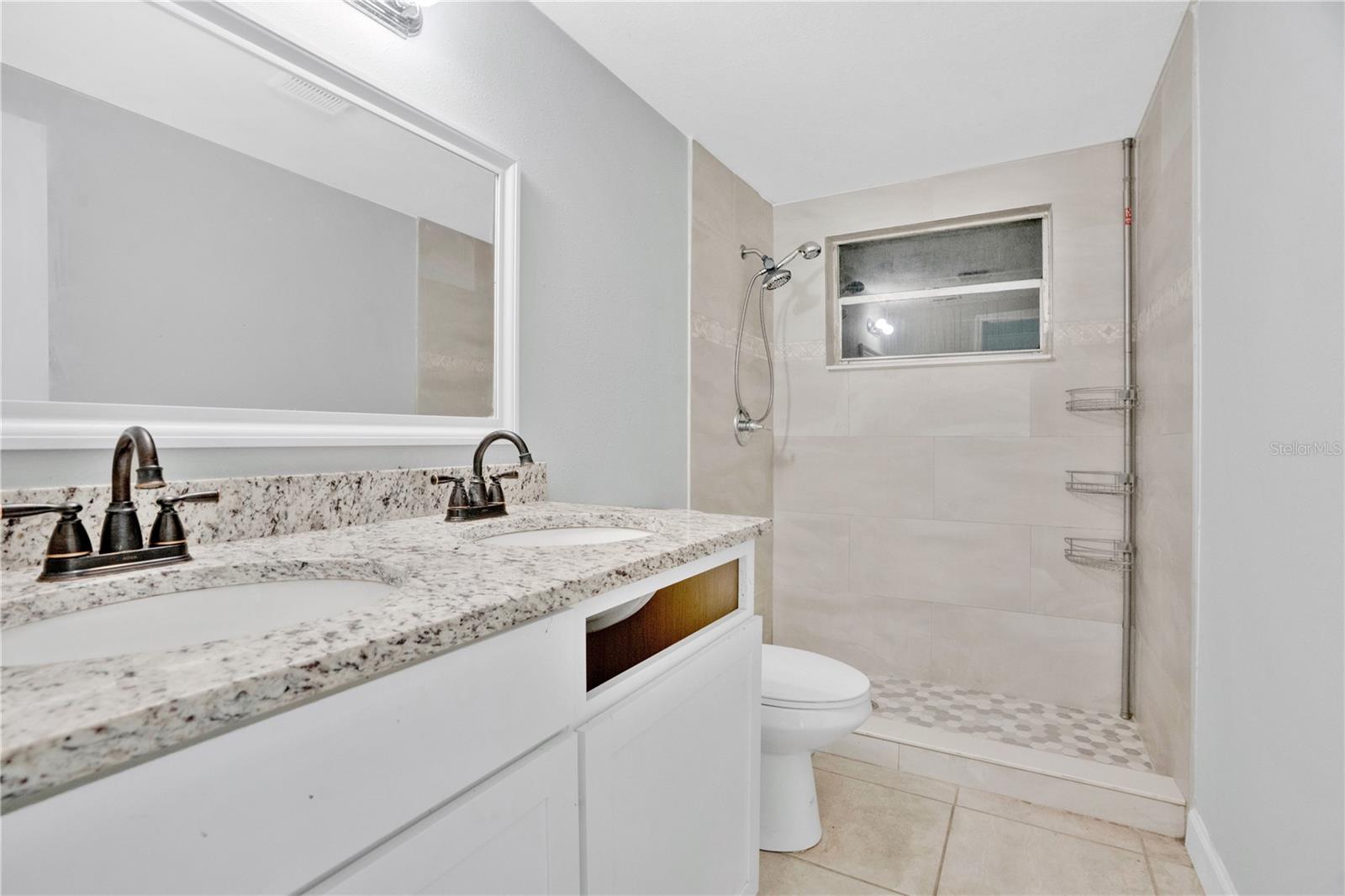 255 Hooker St Property Photo 14