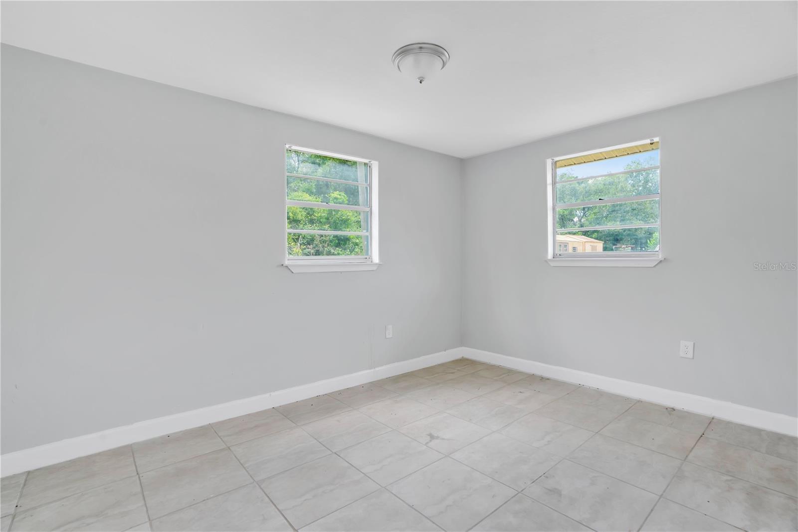 255 Hooker St Property Photo 16