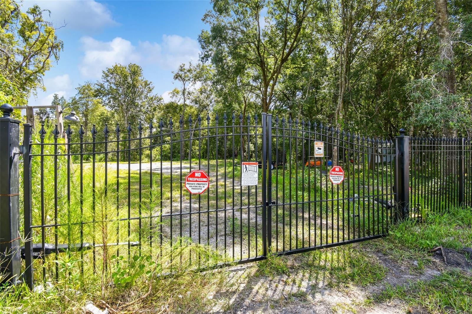 1758 Land O Lakes Blvd Property Photo 3