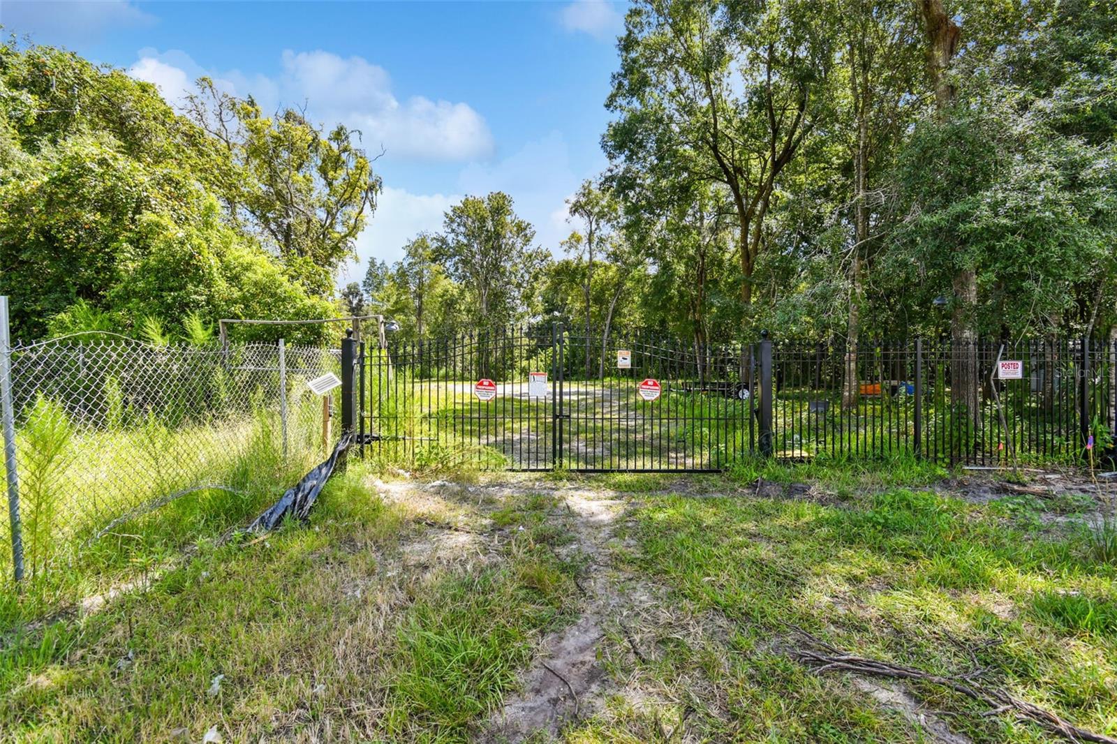 1758 Land O Lakes Blvd Property Photo 4
