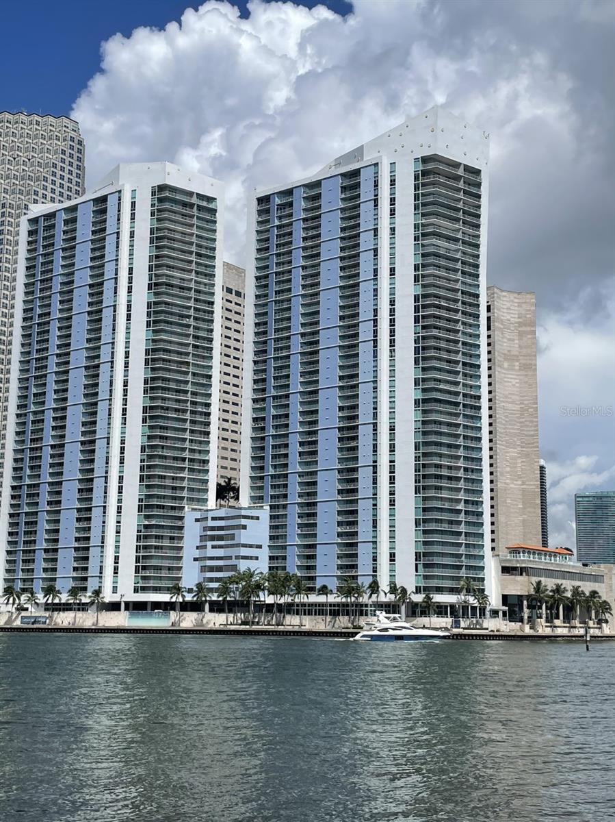 335 S Biscayne Blvd #3400 Property Photo 1