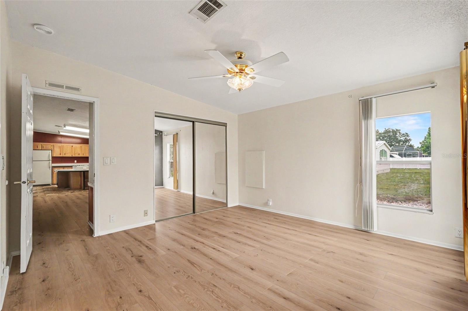 9178 Admiral St Property Photo 15