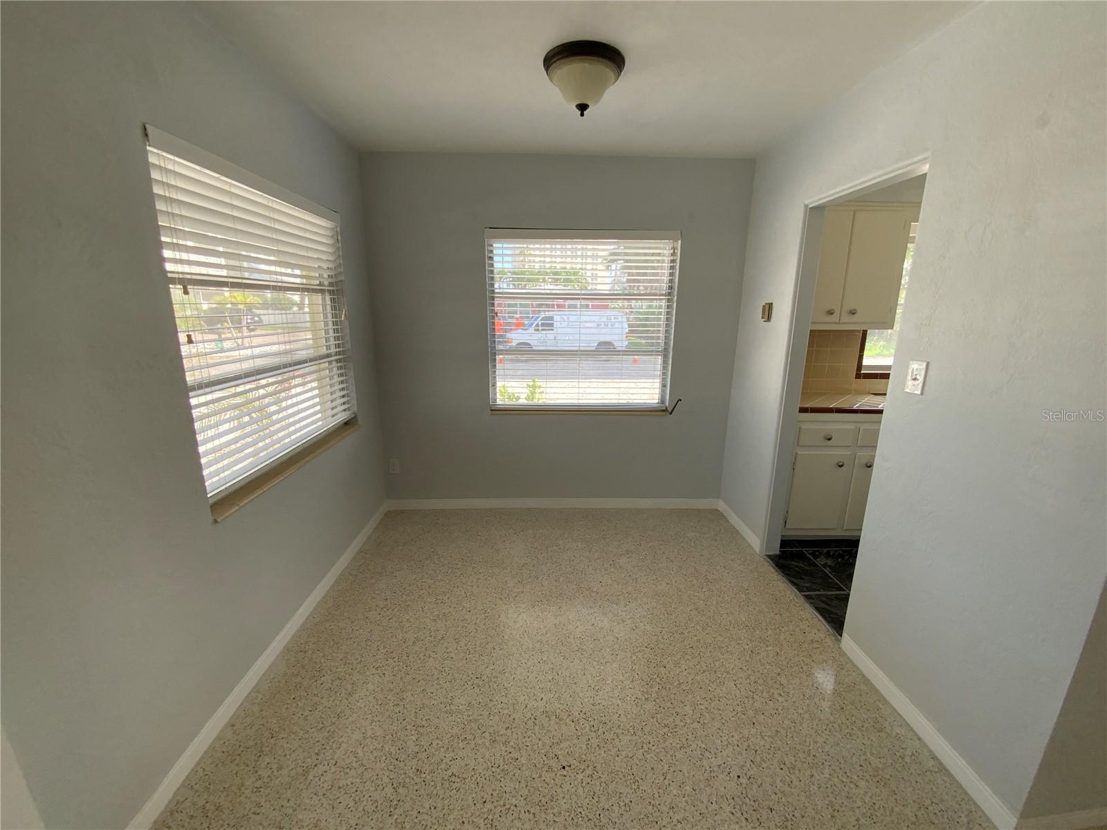 1404 Corey Way S Property Photo 11