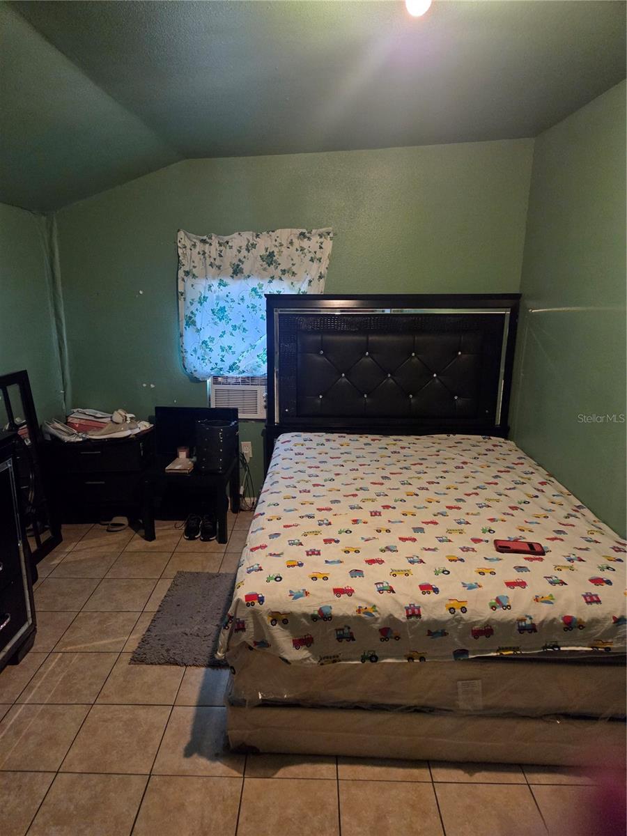 1545 Washington St Property Photo 7