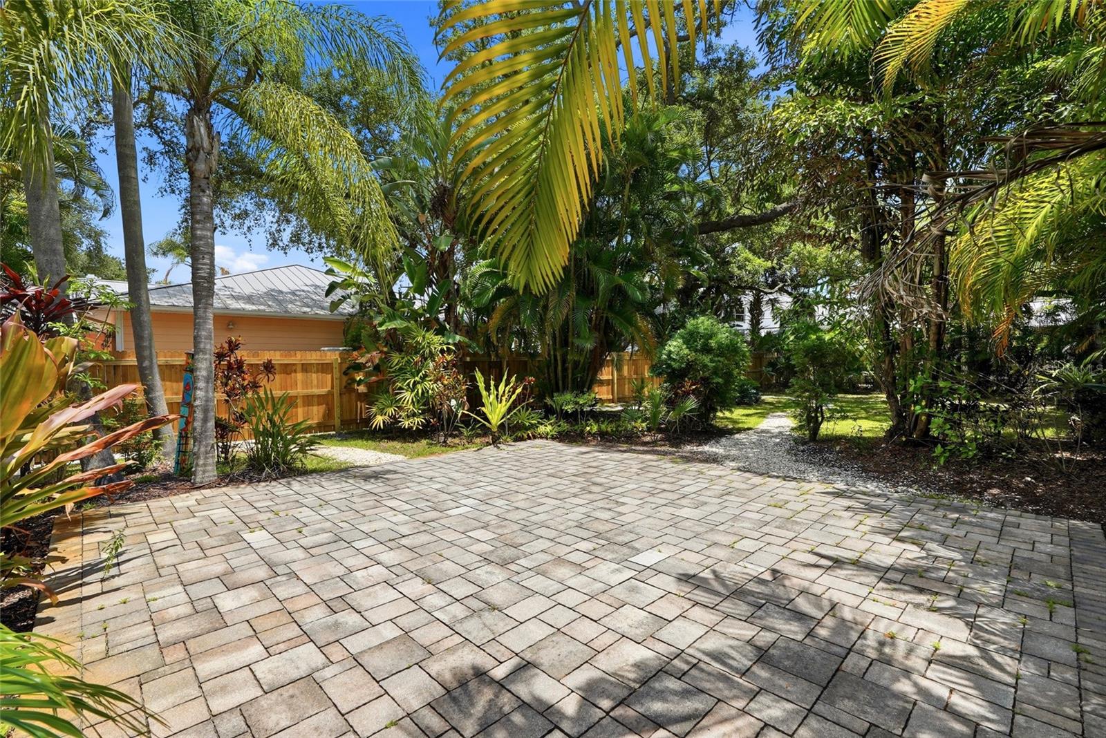 Lot 14 E Marshall St Property Photo 12