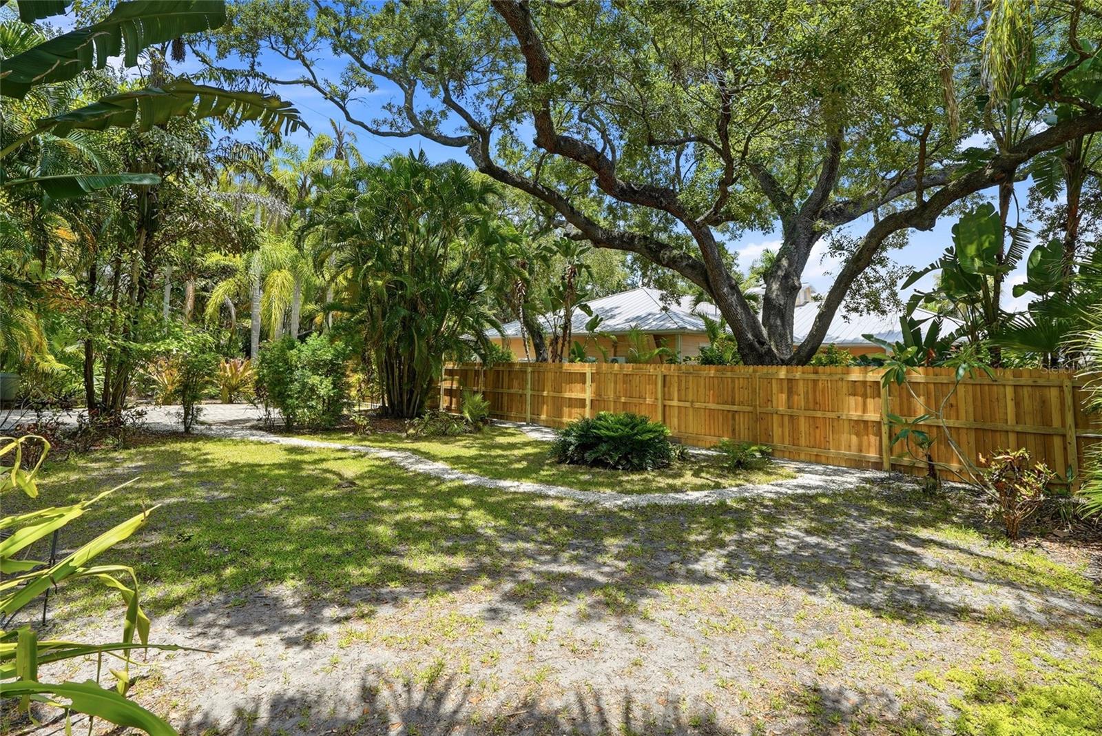 Lot 14 E Marshall St Property Photo 16