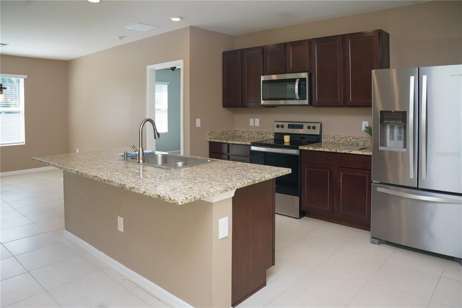 2614 Greenleaf Ter Property Photo 14