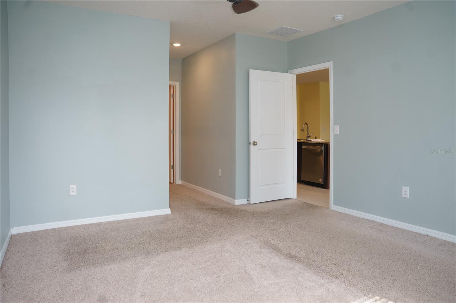 2614 Greenleaf Ter Property Photo 22
