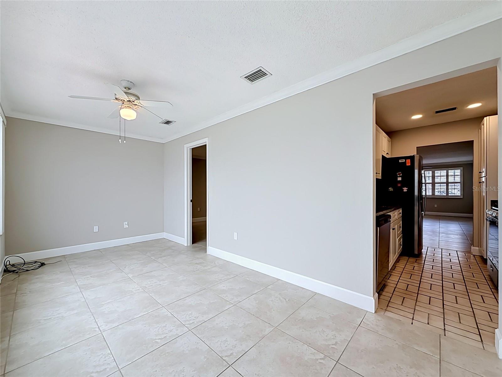 6025 Shore Blvd S #106 Property Photo 26